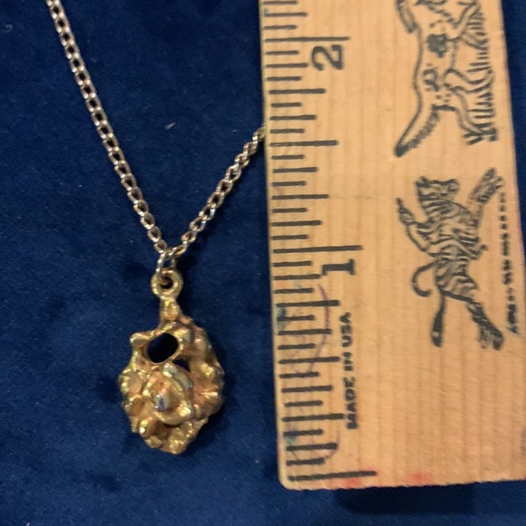 Vintage Brutalist Pendant - Picture 3 of 3